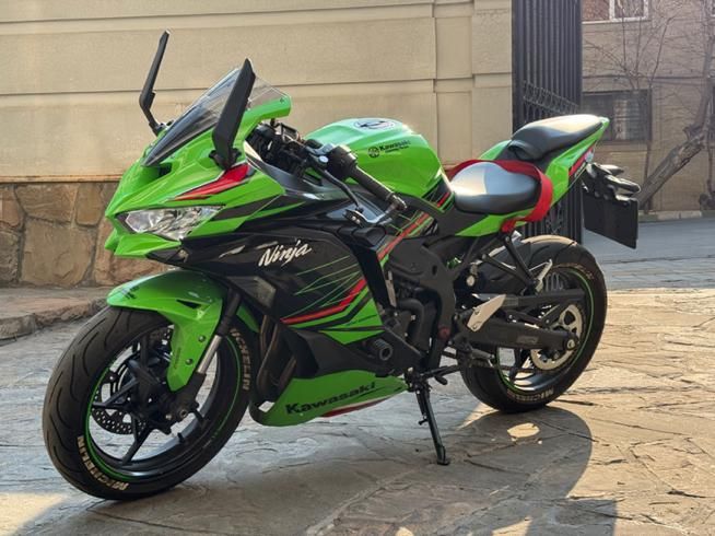 Zx25 rr 1402|موتورسیکلت|تهران, جماران|دیوار