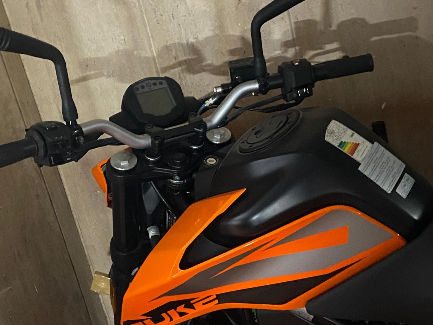 Ktm duke 200 صفر|موتورسیکلت|تهران, شهرک نفت (منطقه ۱)|دیوار