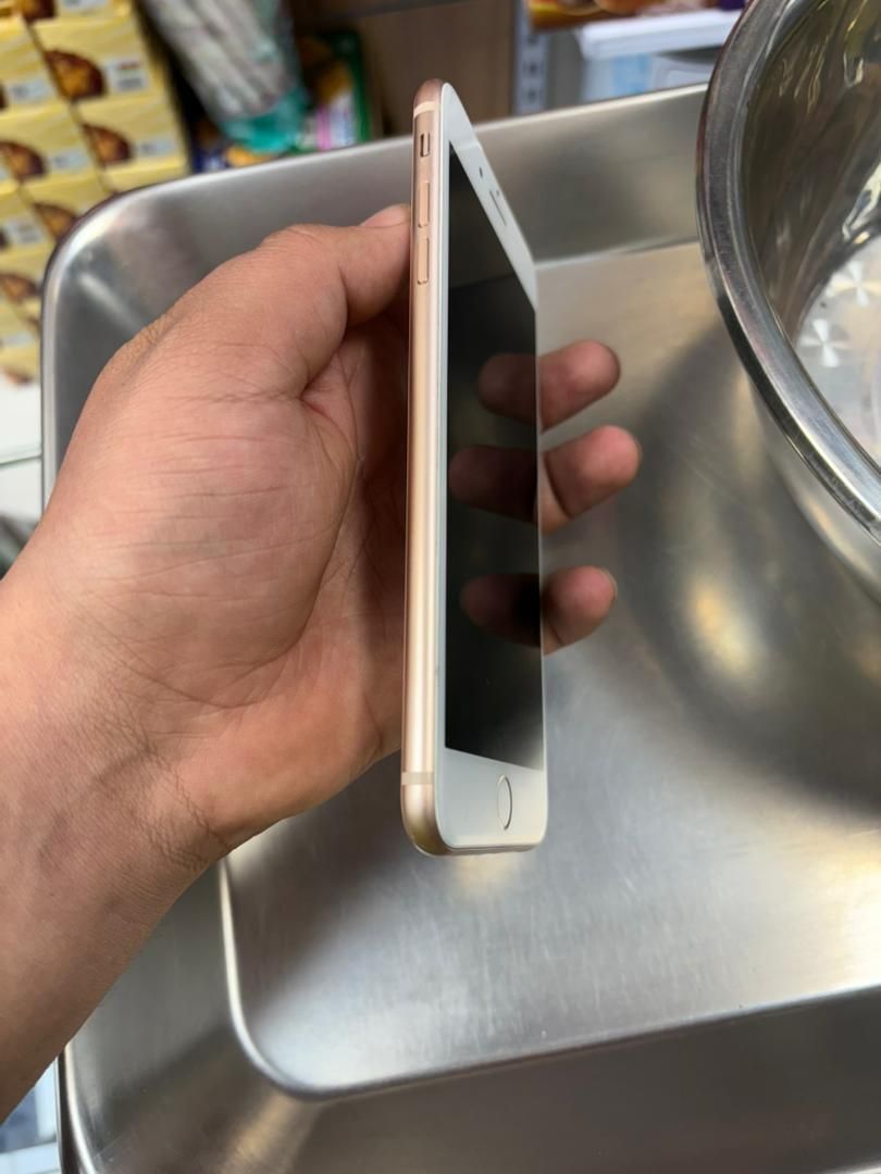 اپل iPhone 8 Plus در حد نو LLA|موبایل|اصفهان, فرح آباد|دیوار