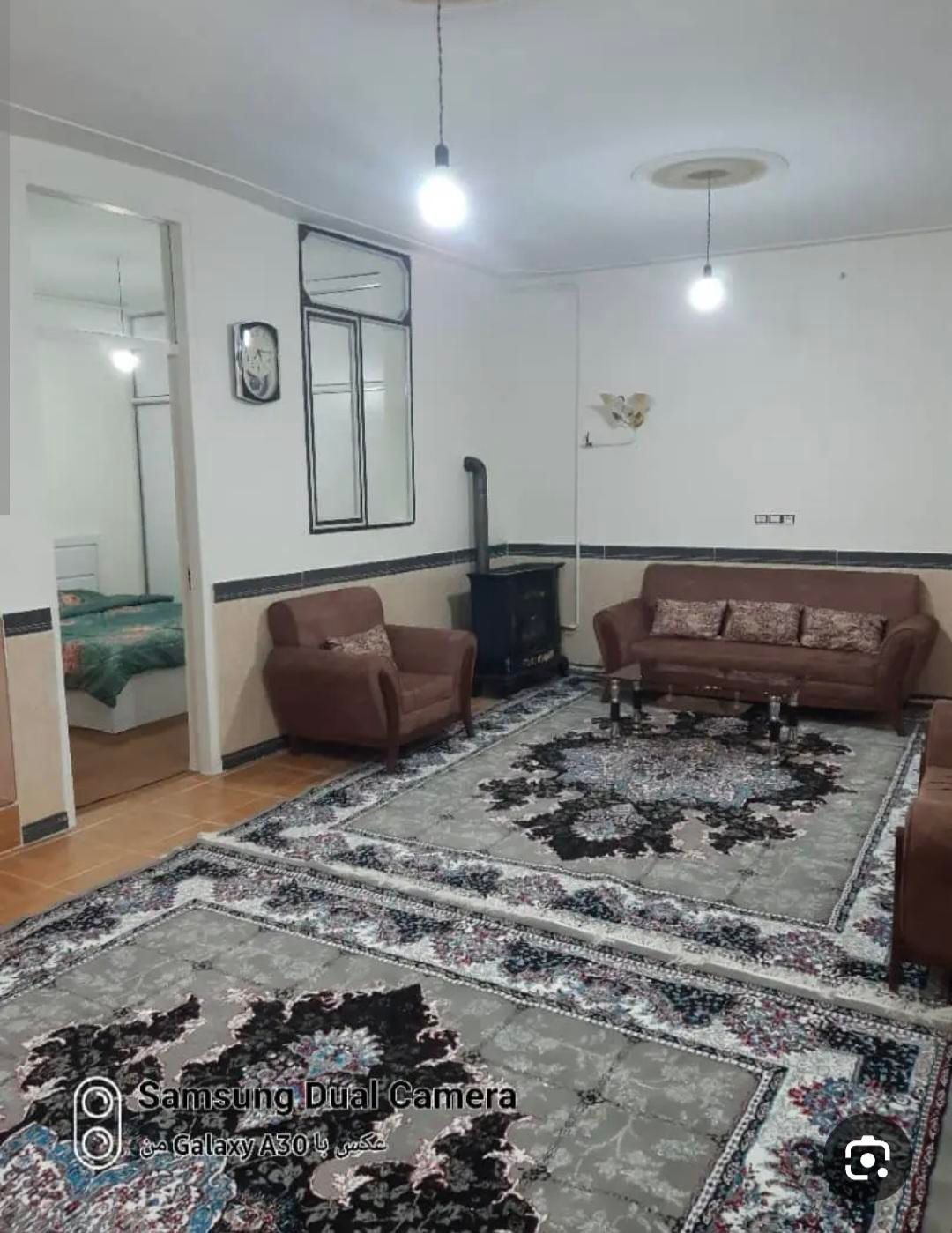 خانه ۶۰ متری دربست مناسب دفتر کار شرکت و انبار|اجارهٔ دفتر کار، اتاق اداری، مطب|تهران, سنگلج|دیوار