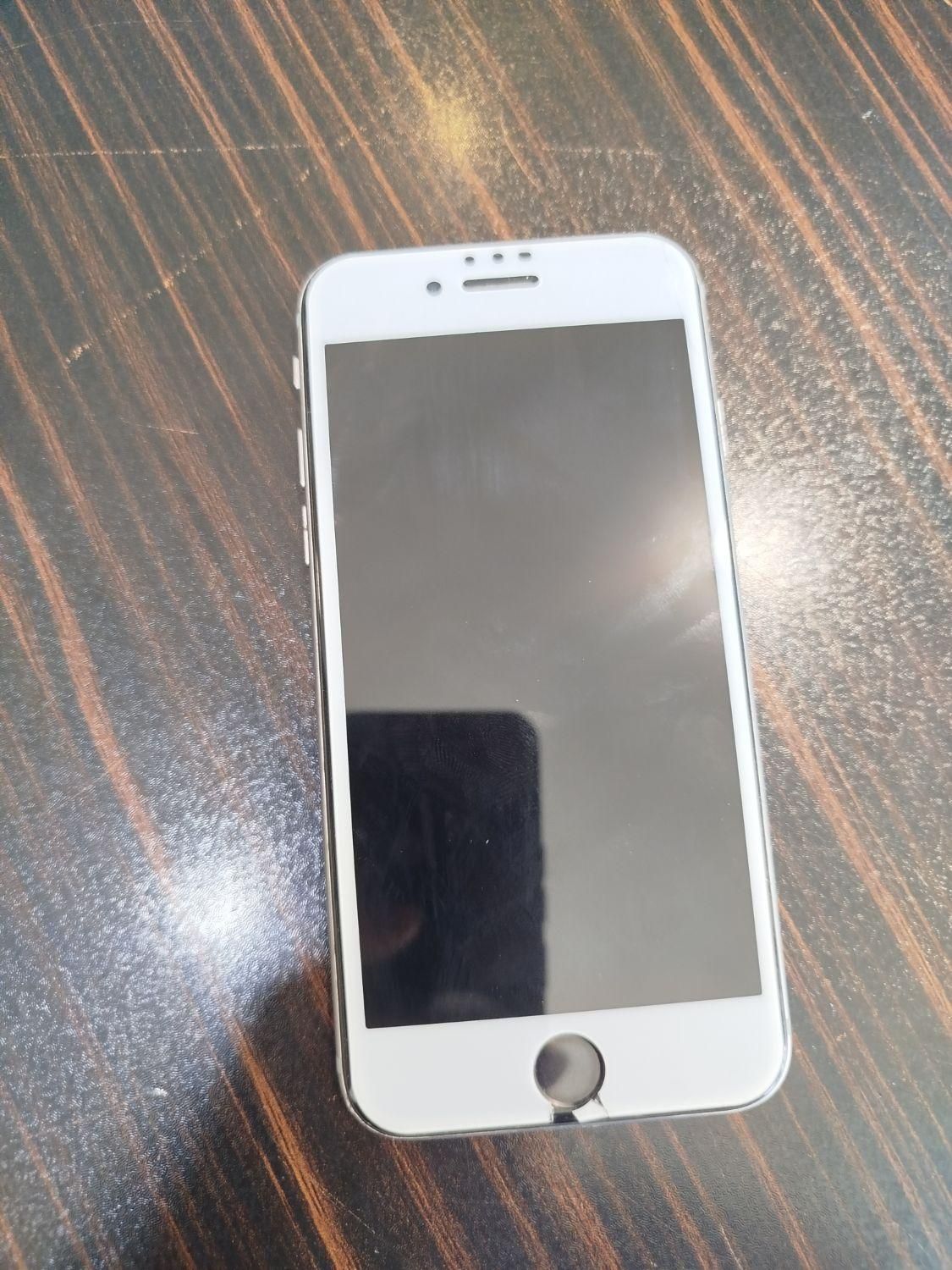 اپل iPhone 6 با حافظهٔ ۳۲ گیگابایت|موبایل|اصفهان, شهرک صنعتی امیرکبیر|دیوار