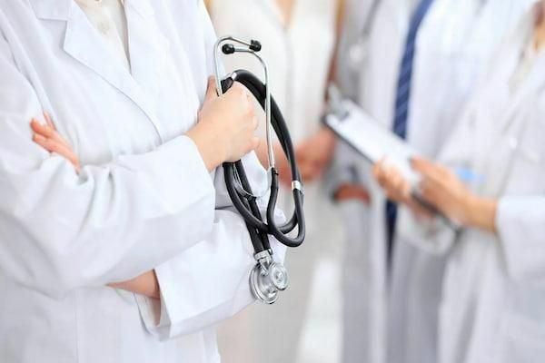 استخدام کمک پرستار به همراه اموزش|خدمات آموزشی|تبریز, |دیوار