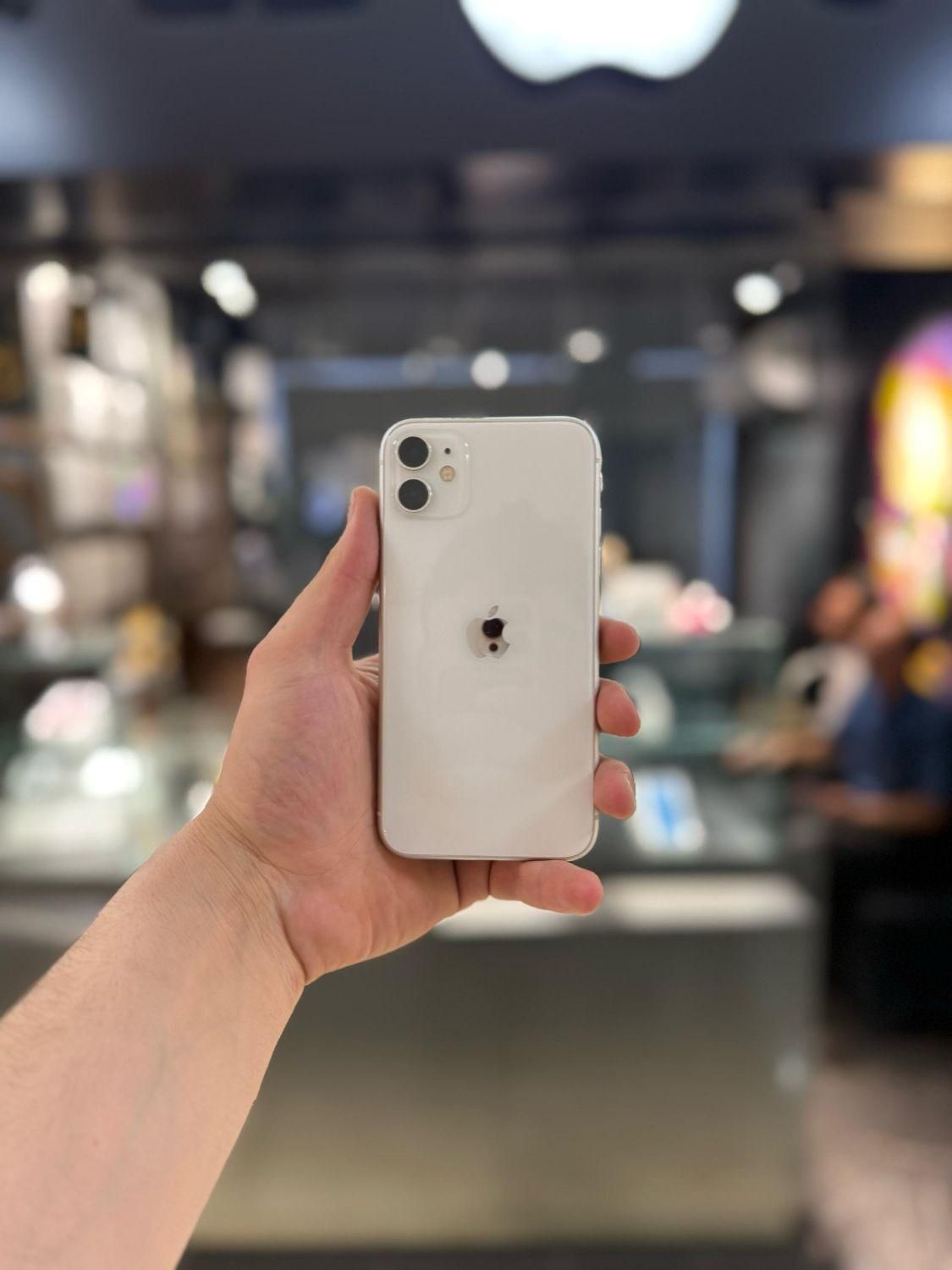 اپل iPhone 11 با حافظهٔ ۱۲۸ گیگابایت|موبایل|تهران, گیشا (کوی نصر)|دیوار