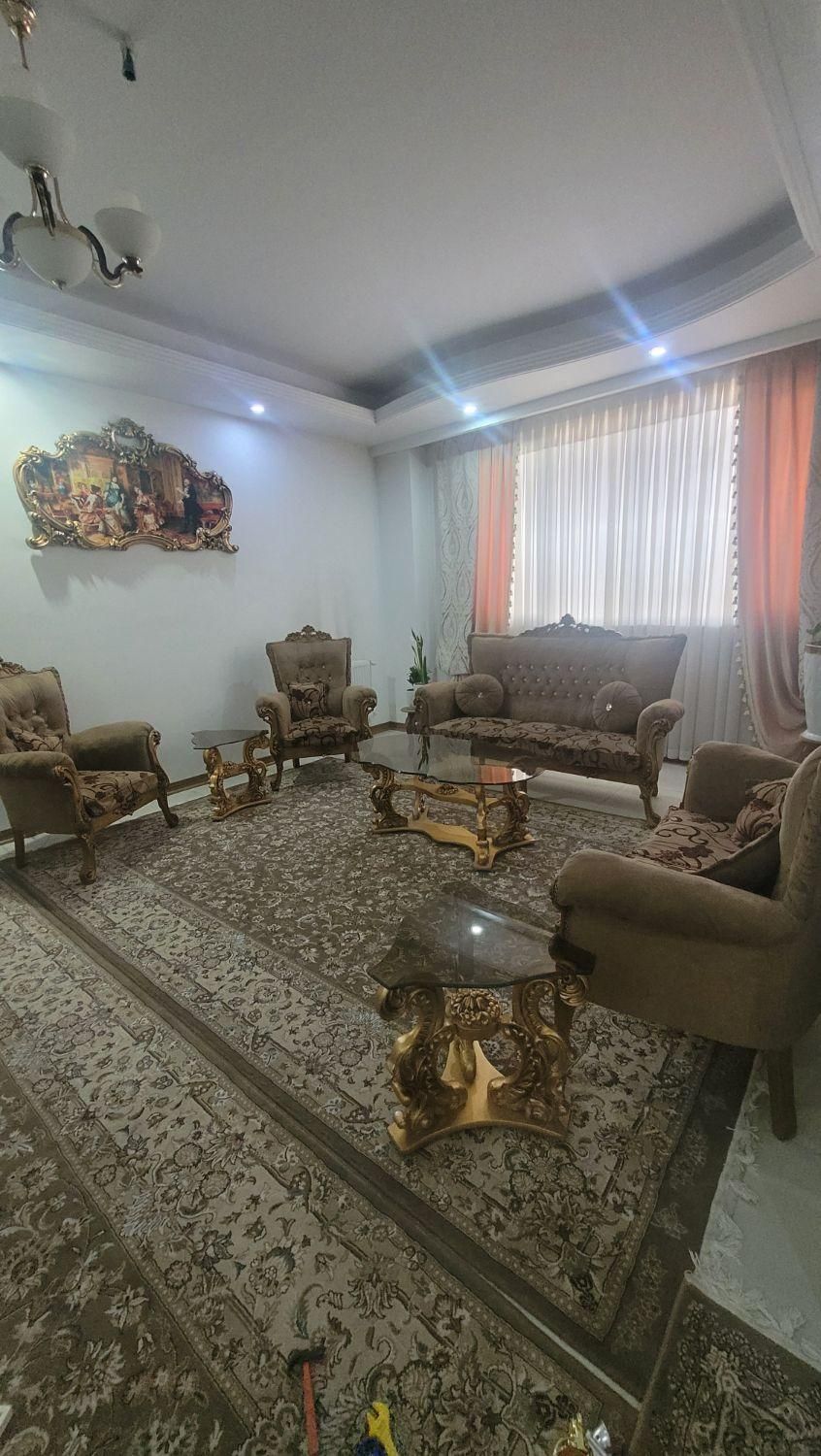 مبل کلاسیک هفت نفره|مبلمان خانگی و میز عسلی|تهران, پاسداران|دیوار