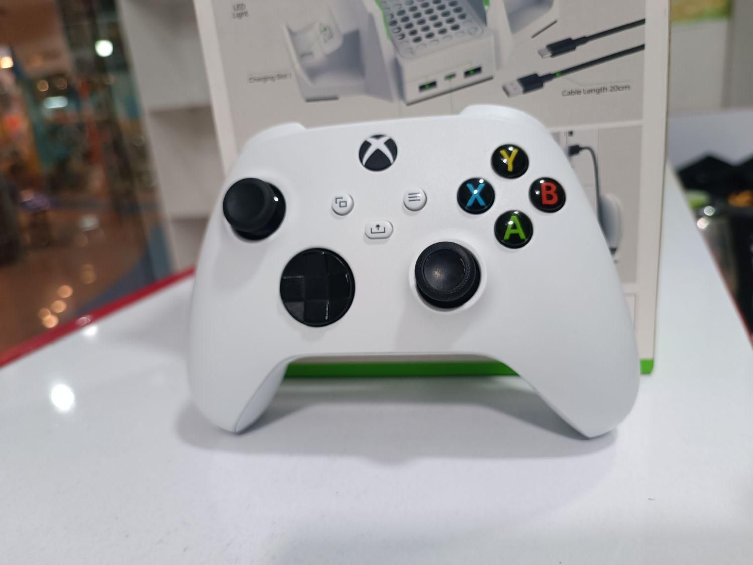 xbox series s|کنسول، بازی ویدئویی و آنلاین|شیراز, سینما سعدی|دیوار