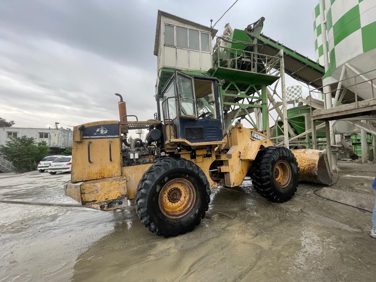 لودر kobelco zl35|خودرو سنگین|تهران, فتح|دیوار