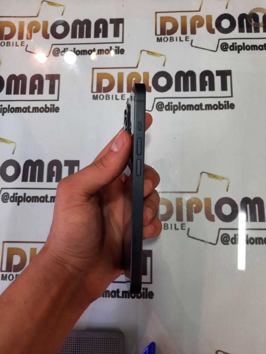 اپل iPhone 13 با حافظهٔ ۱۲۸ گیگابایت|موبایل|فردیس, |دیوار