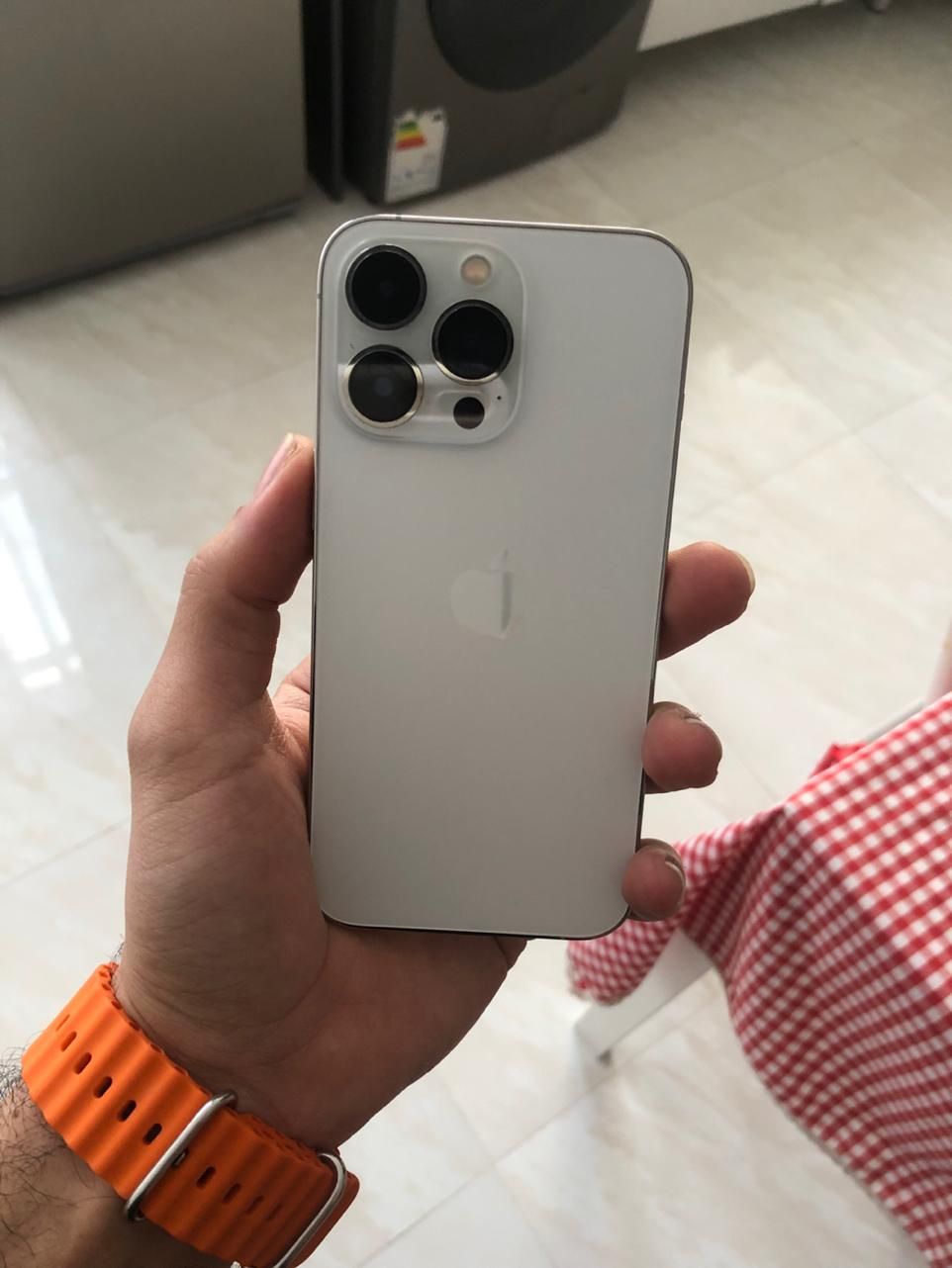 اپل iPhone 13 Pro با حافظهٔ ۲۵۶ گیگابایت|موبایل|تهران, عباس‌آباد|دیوار