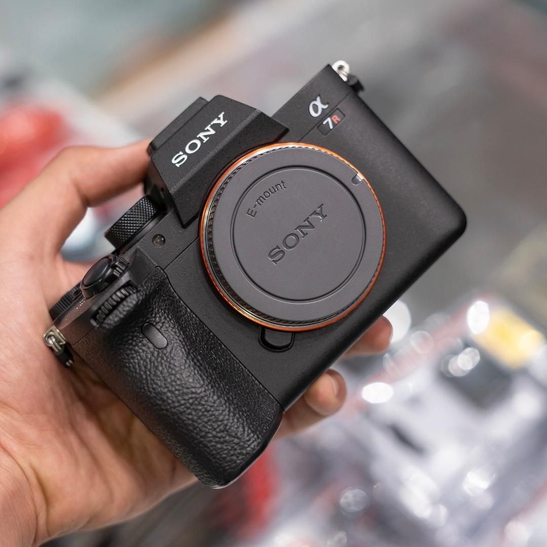 دوربین سونی Sony Alpha a7R IV body|دوربین عکاسی و فیلم‌برداری|تهران, فردوسی|دیوار