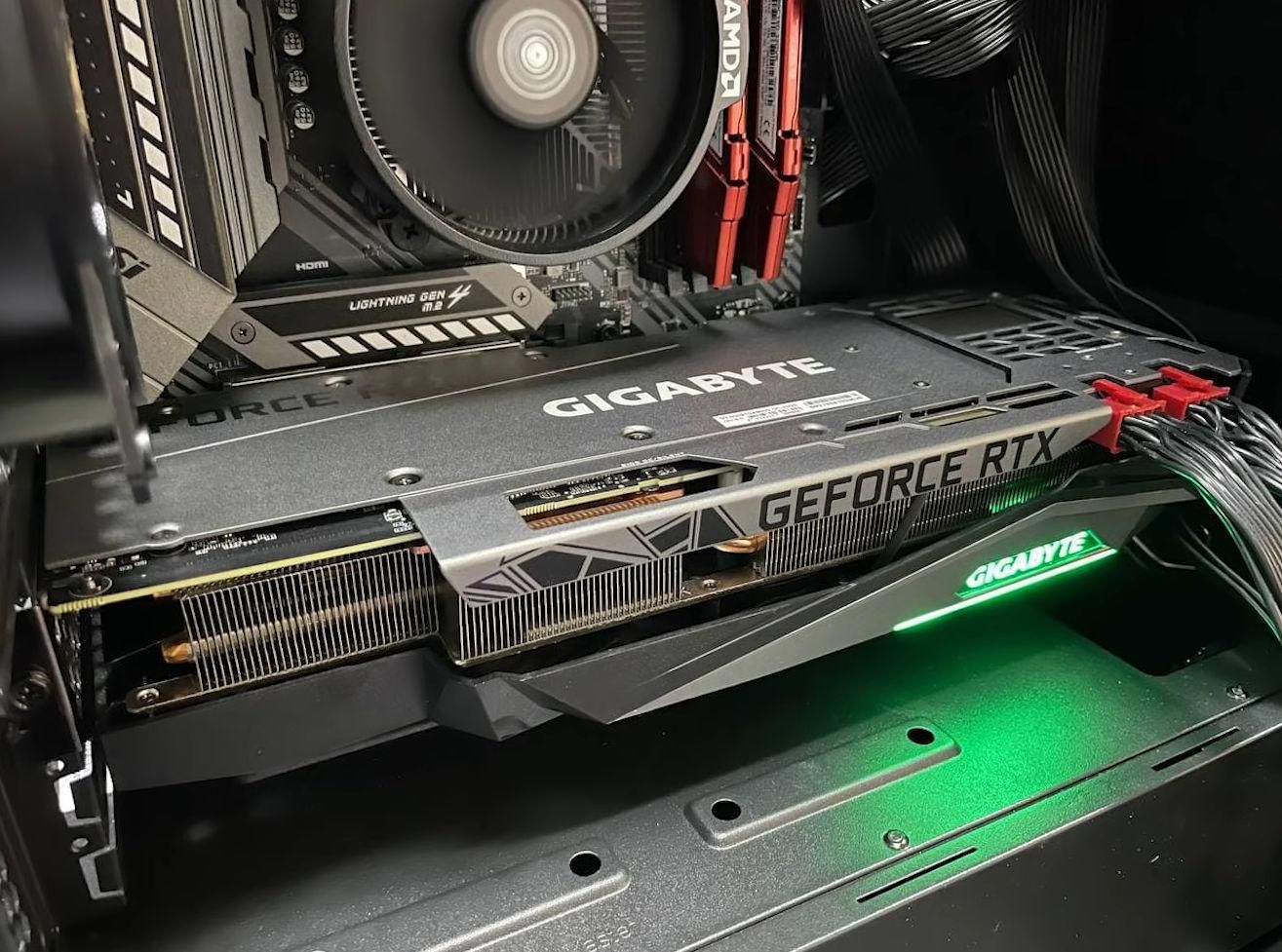 کارت گرافیک RTX 3080 پیچ پلمپ|قطعات و لوازم جانبی رایانه|بندر ماهشهر, |دیوار