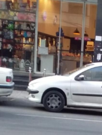 ۲۰۰مترمغازه و۱۰۰متربالکن/شیک/ پاخورترین جای صادقیه|اجارهٔ مغازه و غرفه|تهران, کوی مهران|دیوار