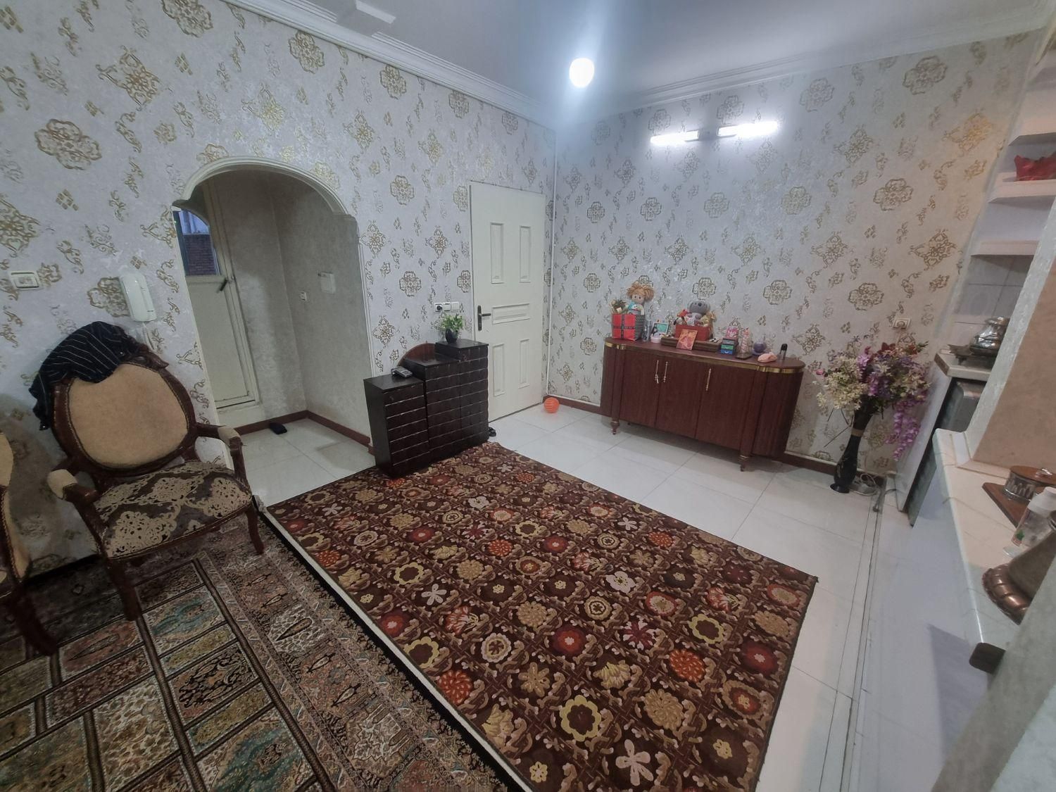 ۶۲متری بازسازی کامل طبقه اول و دوم|فروش آپارتمان|تهران, مسعودیه|دیوار