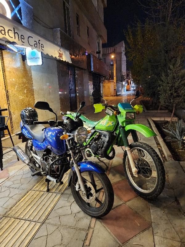 کامکس 125مدل 1998 سند بنام 90 درصد فابریکkmx zx cb|موتورسیکلت|تهران, تهران‌سر|دیوار