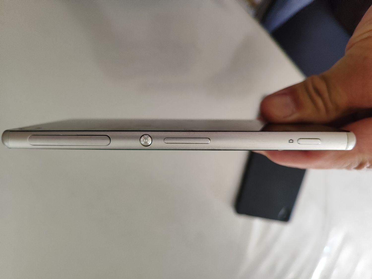 سونی Xperia Z3 با حافظهٔ ۱۶ گیگابایت|موبایل|شیراز, گلشن|دیوار