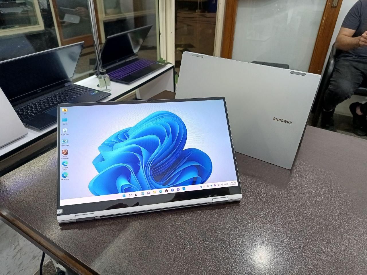 لبتاپ سامسونگ ۱۵ اینچ تبلتشو Samsung Laptop|رایانه همراه|تهران, میدان ولیعصر|دیوار