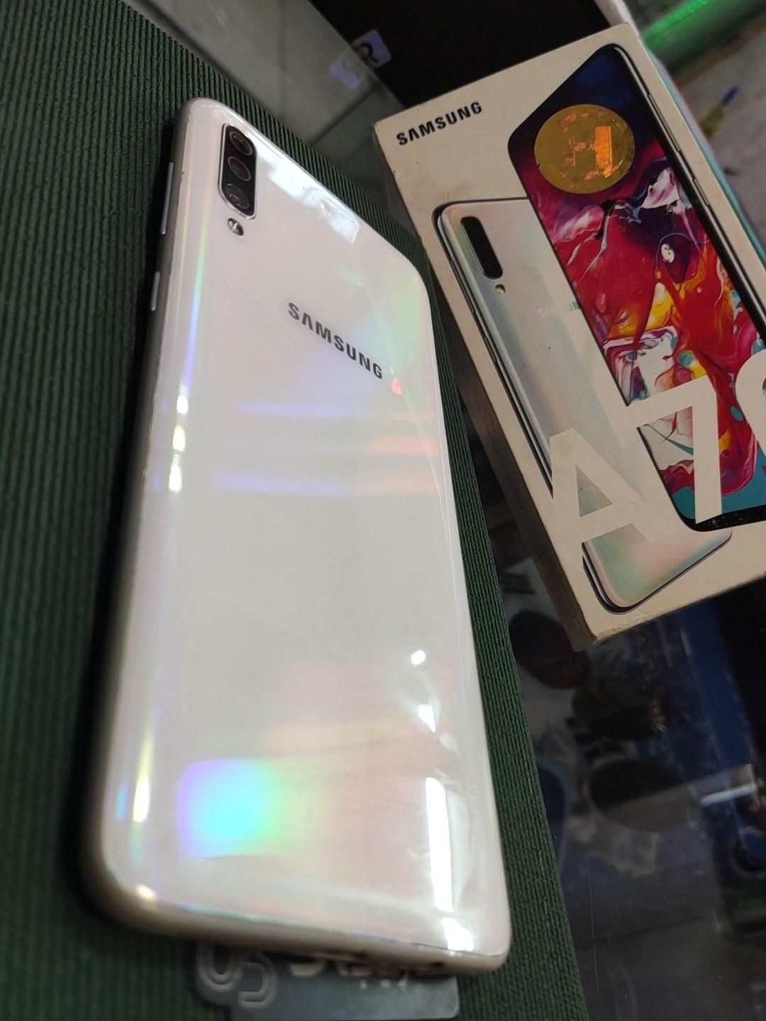 Samsung A70 128/6 سامسونگ|موبایل|اصفهان, احمدآباد|دیوار