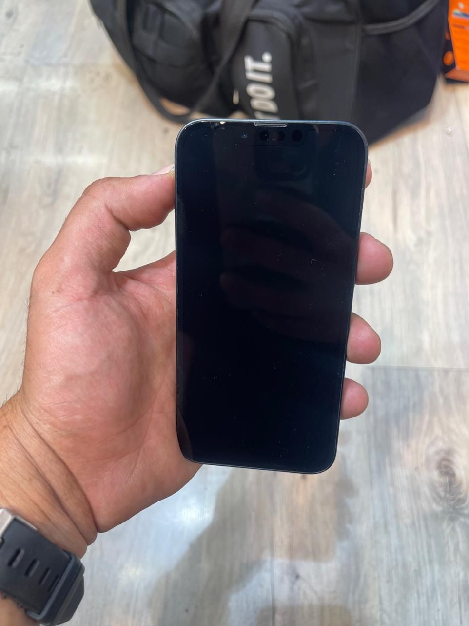 اپل iPhone 13 با حافظهٔ ۱۲۸ گیگابایت|موبایل|تهران, هفت حوض|دیوار