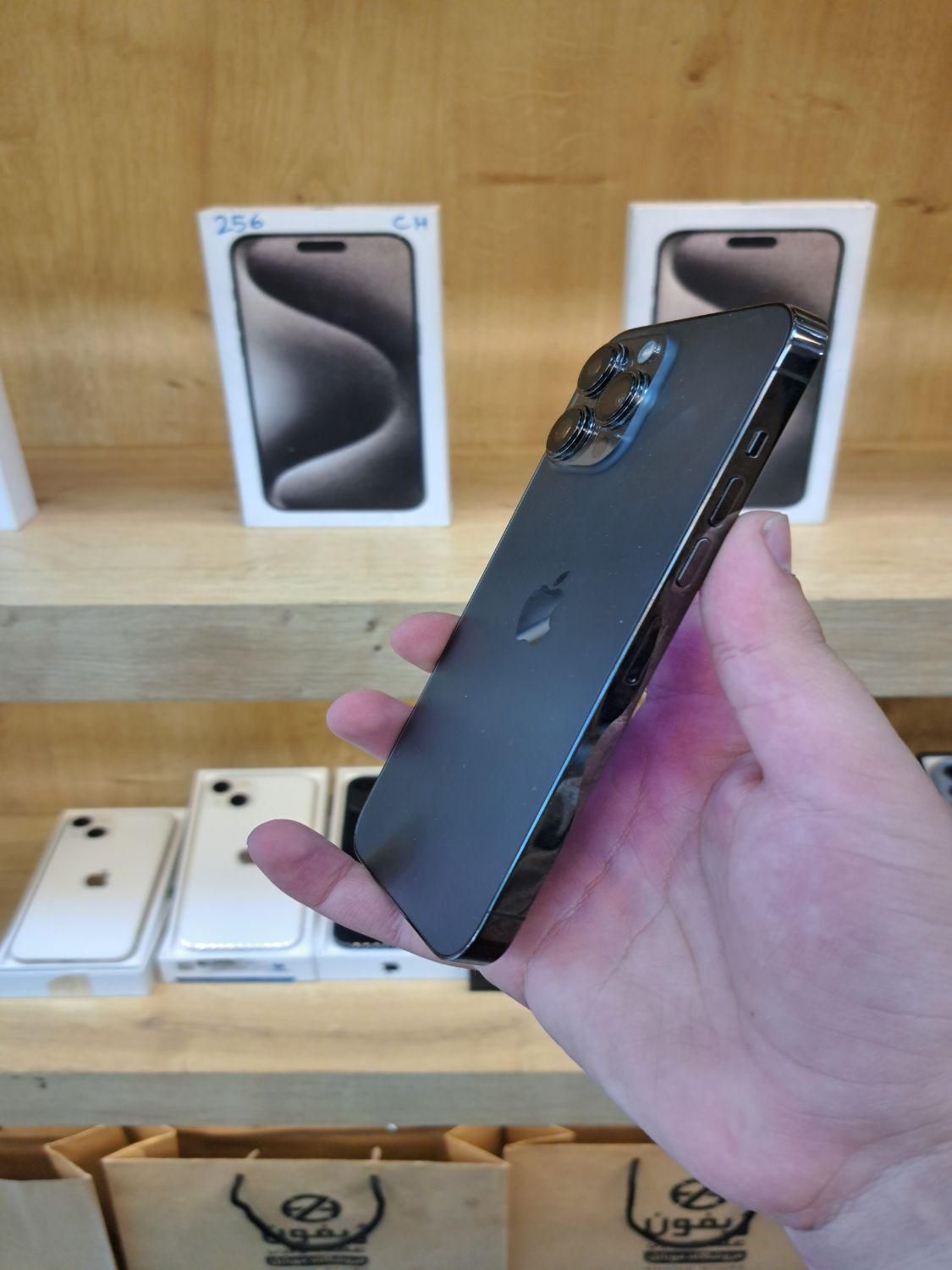 اپل iPhone 13 Pro Max با حافظهٔ ۵۱۲ گیگابایت|موبایل|اصفهان, احمدآباد|دیوار