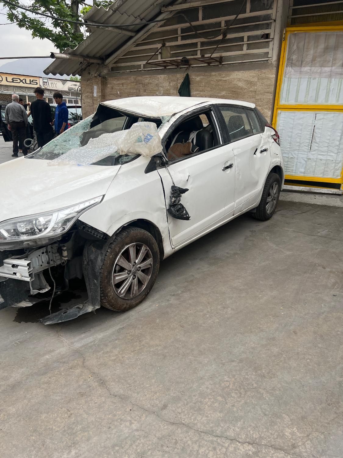 تویوتا یاریس هاچبک 1500cc، مدل ۲۰۱۵|خودرو سواری و وانت|تهران, تهرانپارس شرقی|دیوار