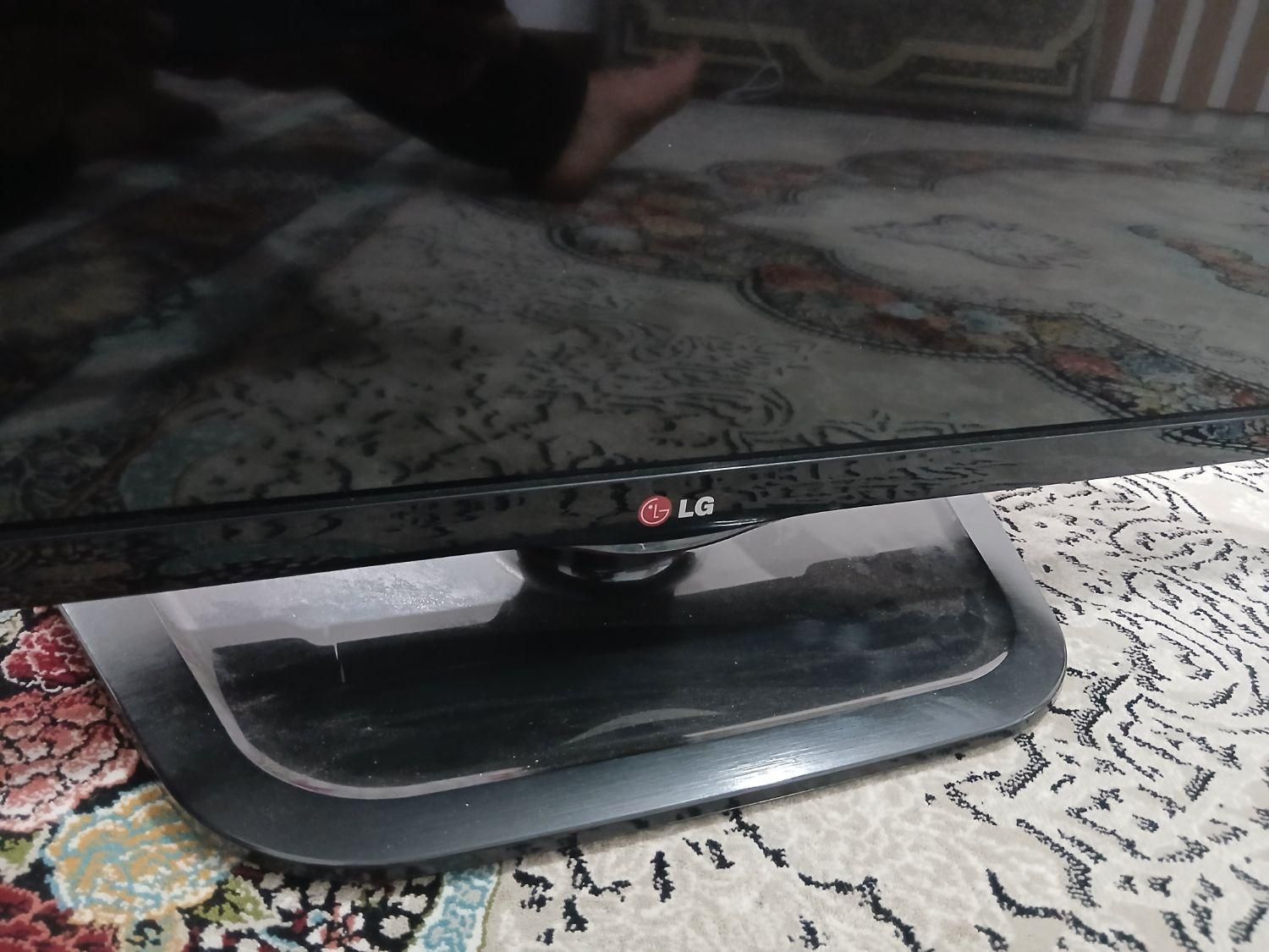 تلویزیون  LED32اینچ  LG|تلویزیون و پروژکتور|رباط‌کریم, |دیوار