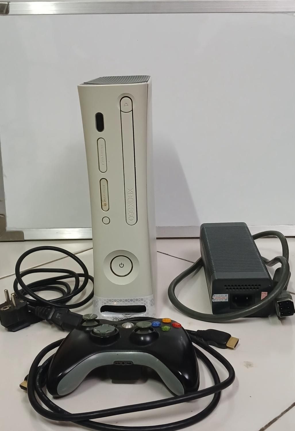 Xbox 360 تمیز|کنسول، بازی ویدئویی و آنلاین|تهران, آشتیانی|دیوار