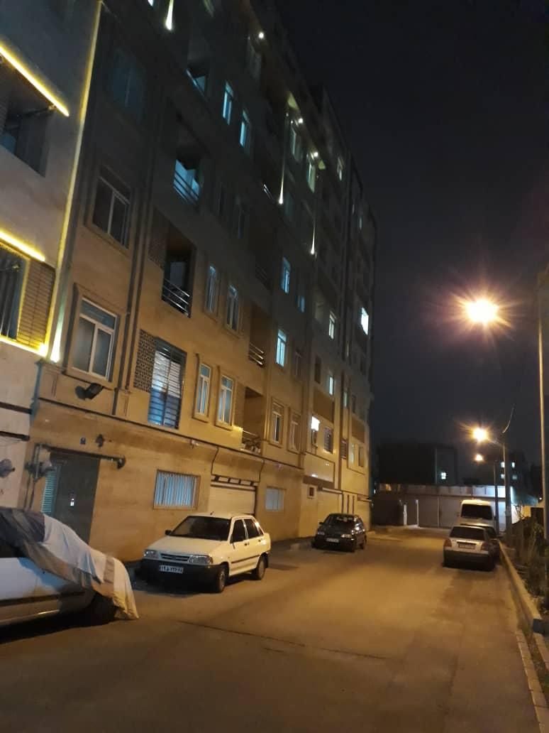 ۸۰متر فول امکانات  خوش نقشه بدون پرتی پر نور|فروش آپارتمان|تهران, زهتابی|دیوار