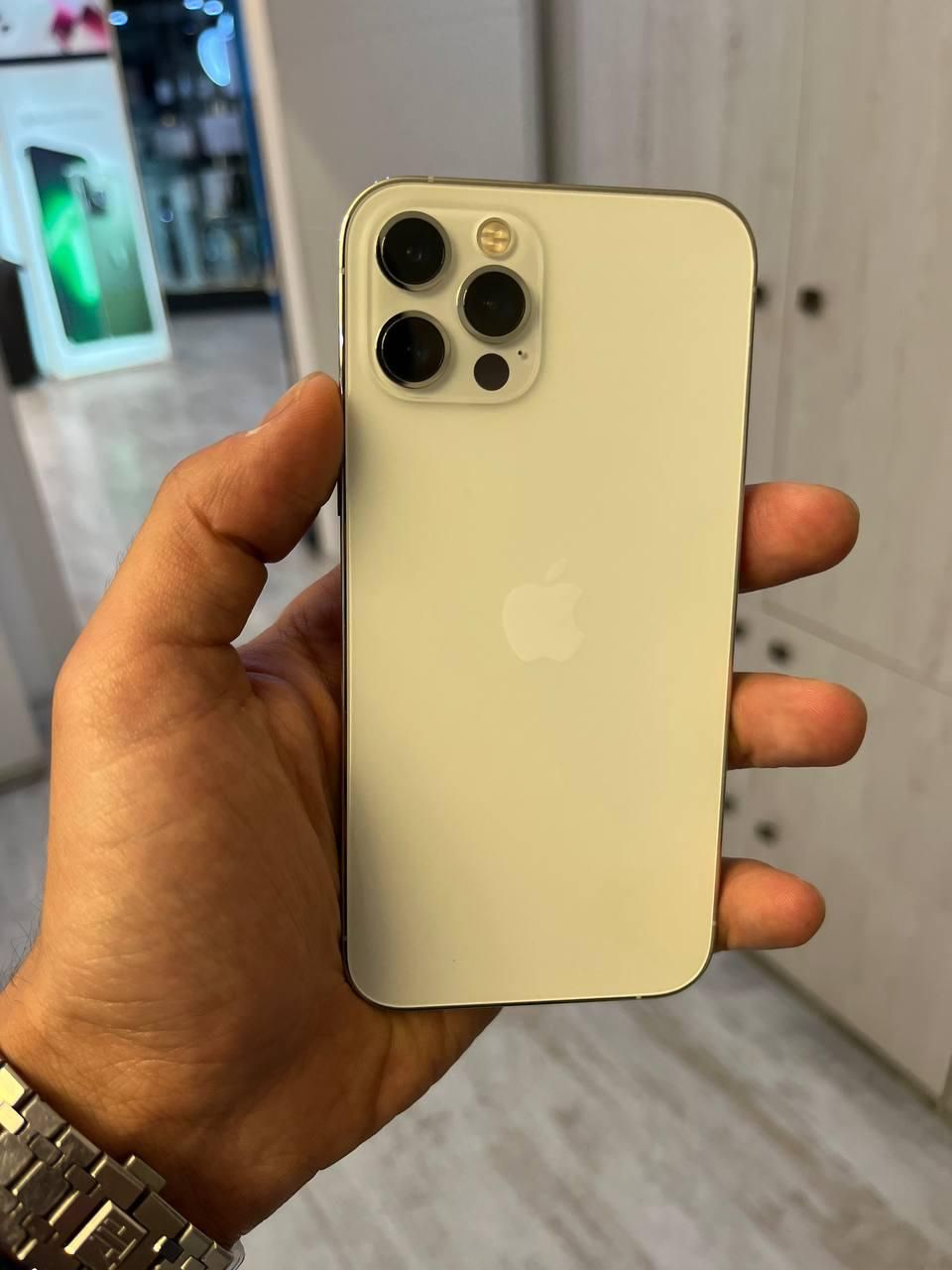 اپل iPhone 12 Pro ۱۲۸ گیگابایت|موبایل|تهران, عباس‌آباد|دیوار