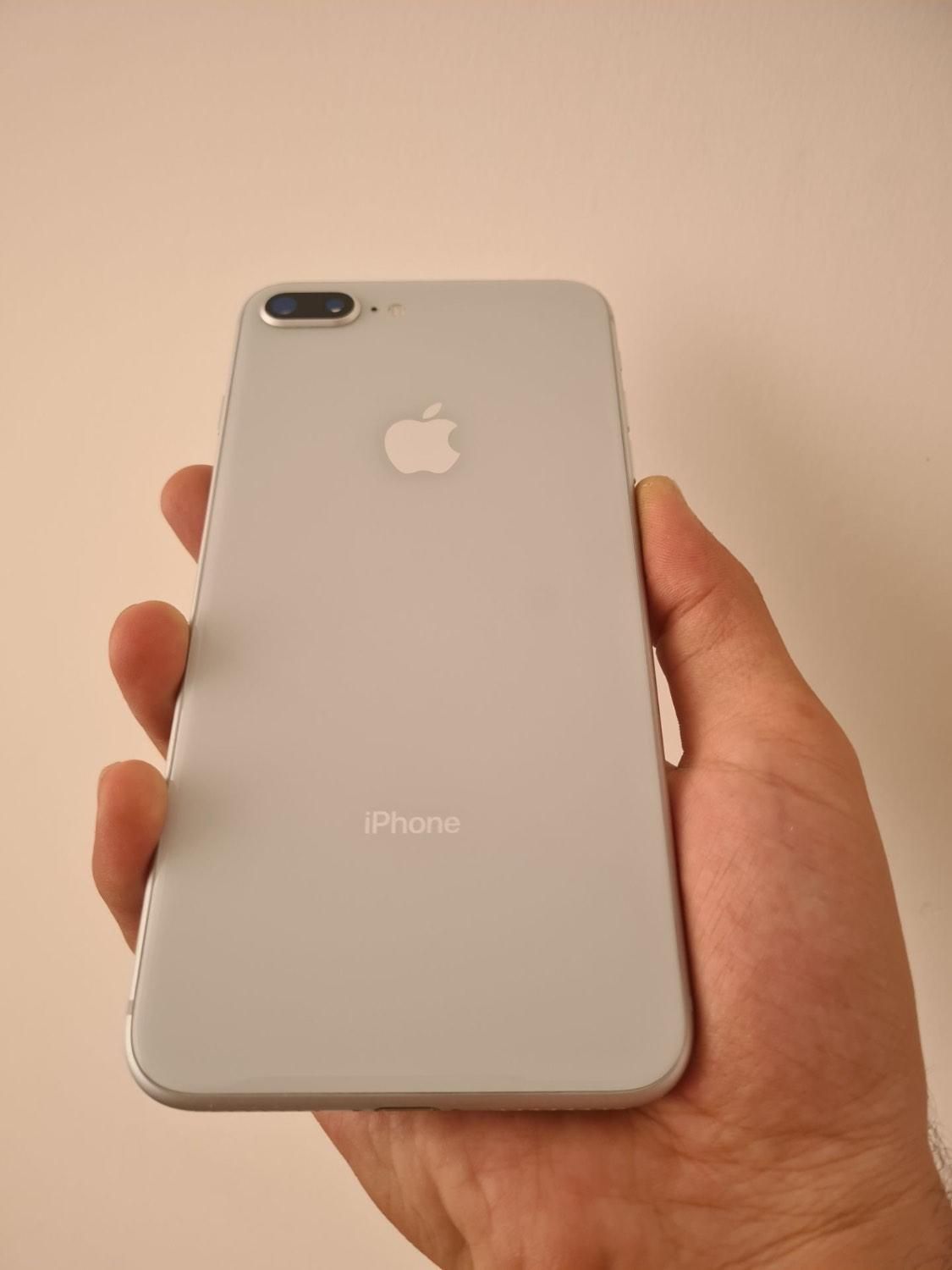 8plus بدون خط و خش|موبایل|بیرجند, |دیوار