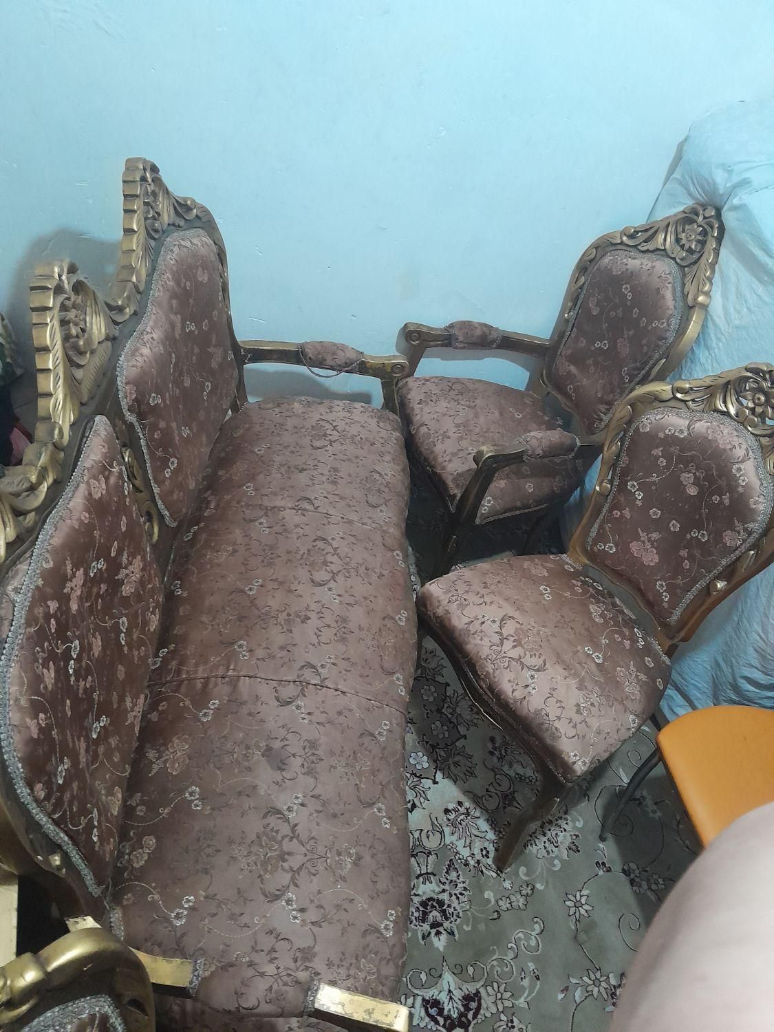 مبل سلطنتی ۹ نفره|مبلمان خانگی و میز عسلی|تهران, حصار بوعلی|دیوار