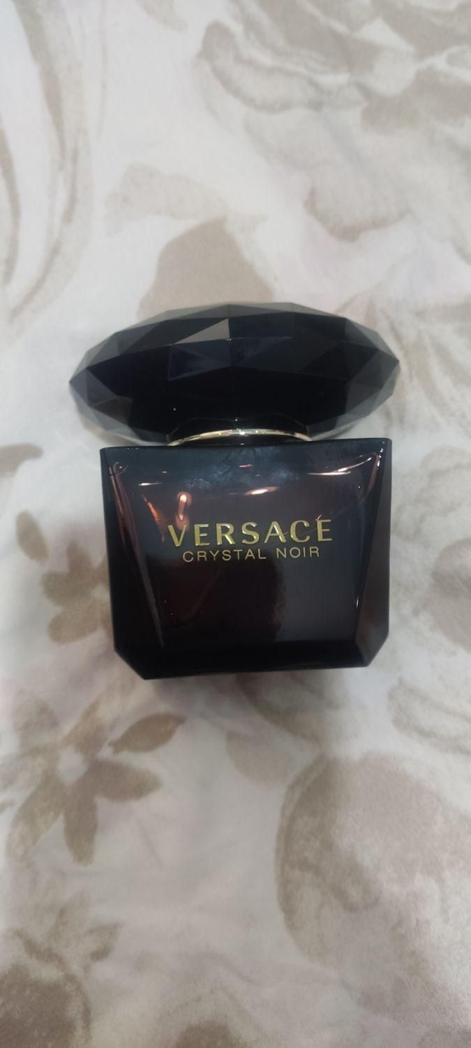 ادکلن ورساچه کریستال نویر Versace|آرایشی، بهداشتی، درمانی|تهران, پاسداران|دیوار