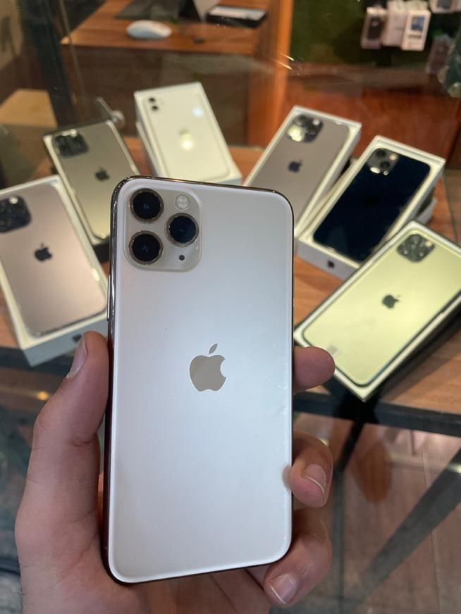 اپل iPhone 11 Pro ۲۵۶ گیگابایت طلایی باتری ۹۰|موبایل|تهران, شهرک غرب|دیوار