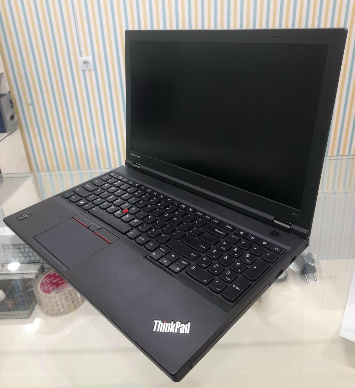 لپتاپlenovo w541بسیار قدرتمنددارای۲گیگ گرافیک مجزا|رایانه همراه|تهران, شمشیری|دیوار