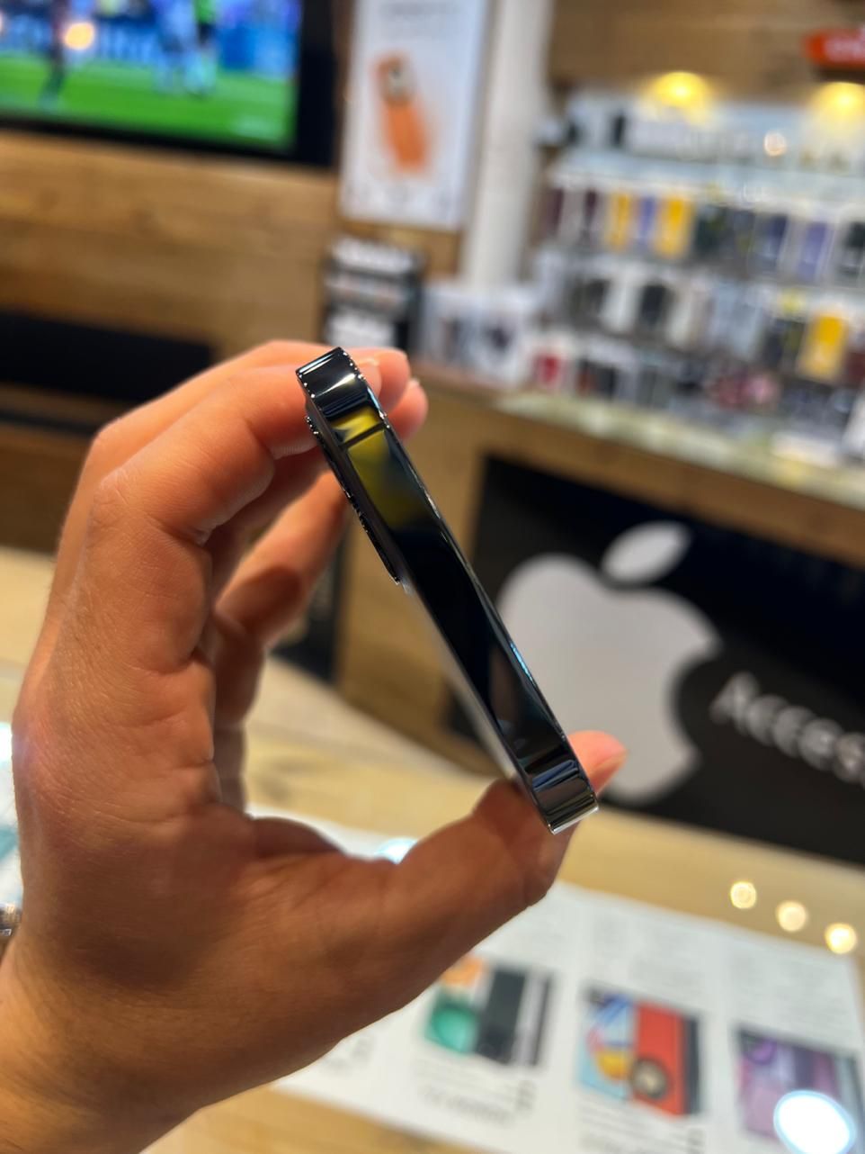 اپل iPhone 12 Pro با حافظهٔ ۲۵۶ گیگابایت باتری ۸۶|موبایل|اصفهان, چرخاب|دیوار