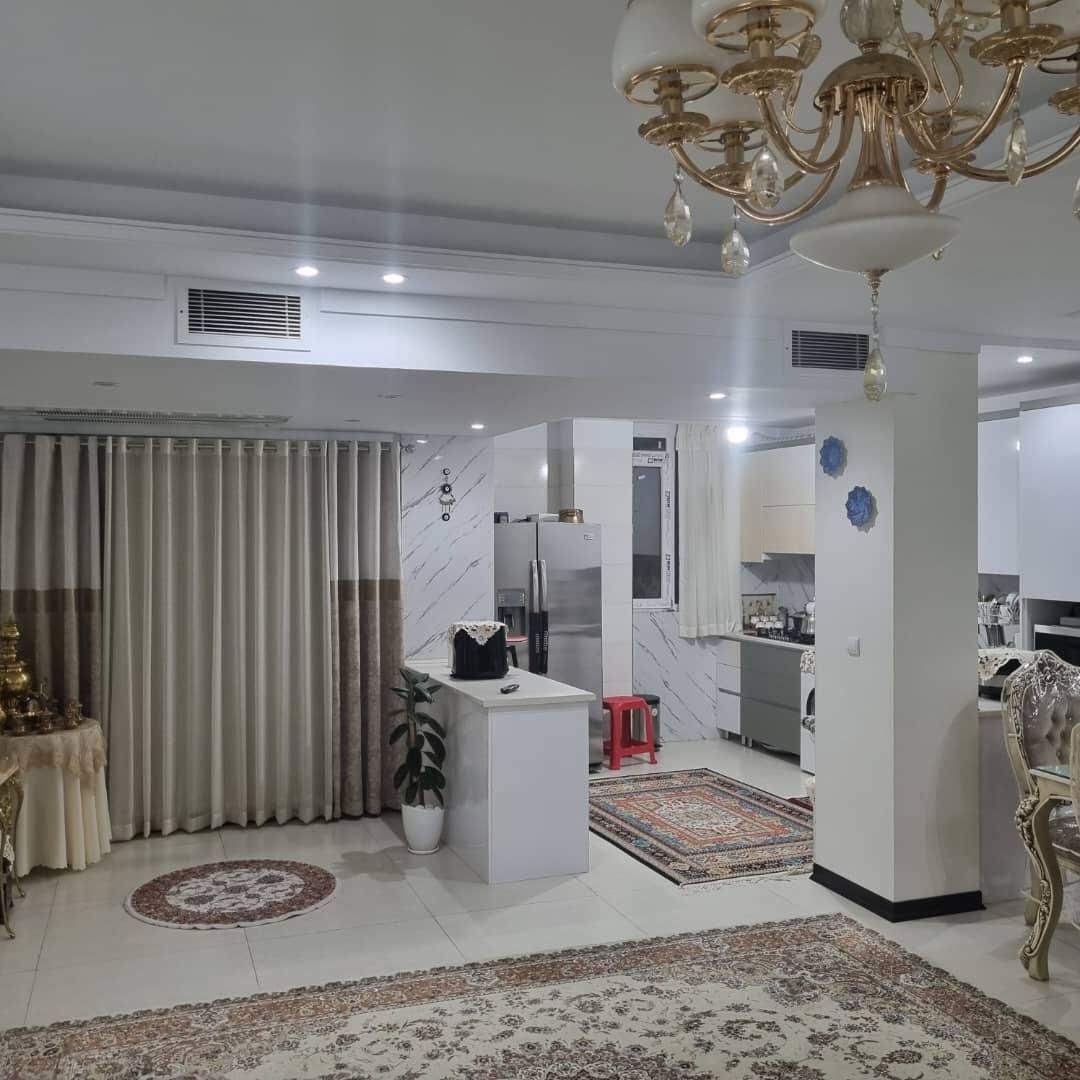 پارک لاله ۱۲۰ متر ۳ خواب ۲ پارکینگ سندی|فروش آپارتمان|تهران, نصرت|دیوار