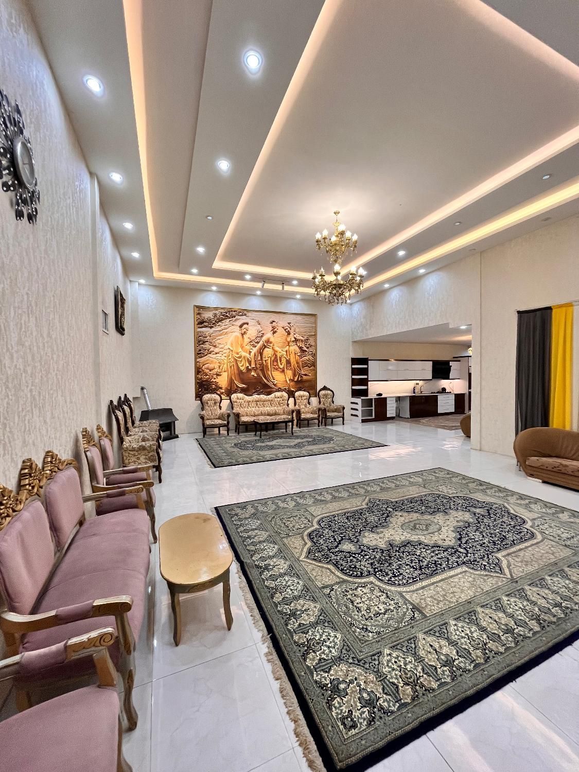 باغ ویلای اجاره ای (عمارت طلایی)|اجارهٔ کوتاه‌مدت ویلا و باغ|مشهد, امیریه|دیوار