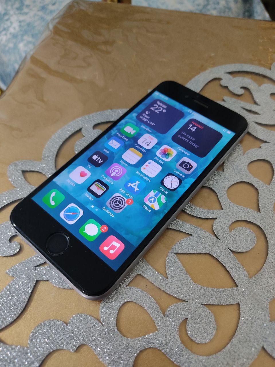 اپل iPhone 6s با حافظهٔ ۶۴ گیگابایت|موبایل|تهران, طوس|دیوار