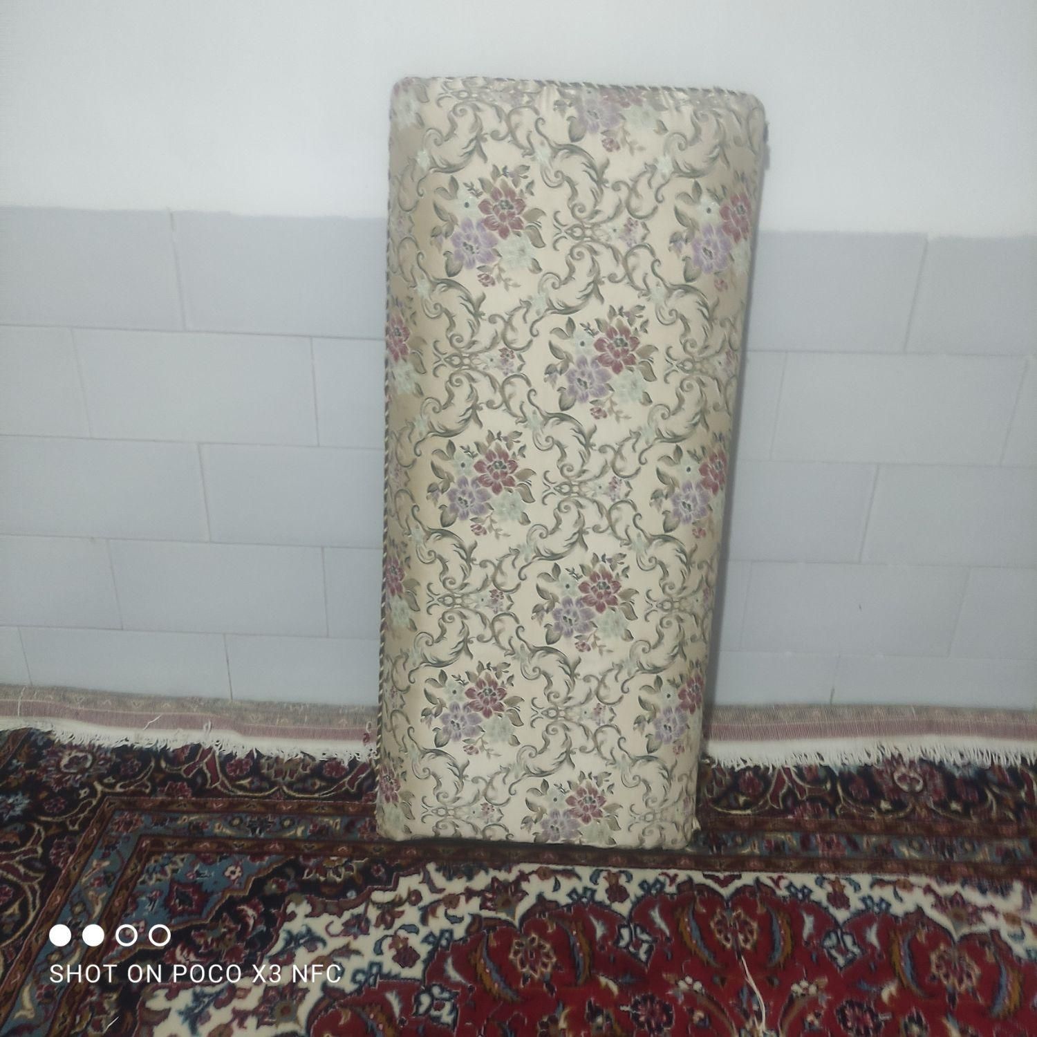 پشتی|پشتی|ایلام, |دیوار