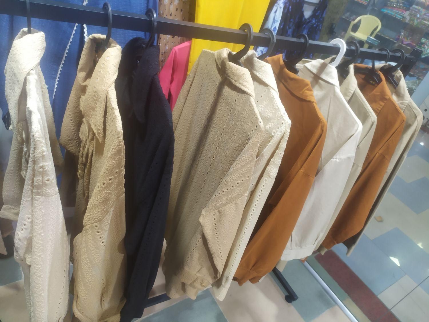 مانتو|لباس|بانه, |دیوار