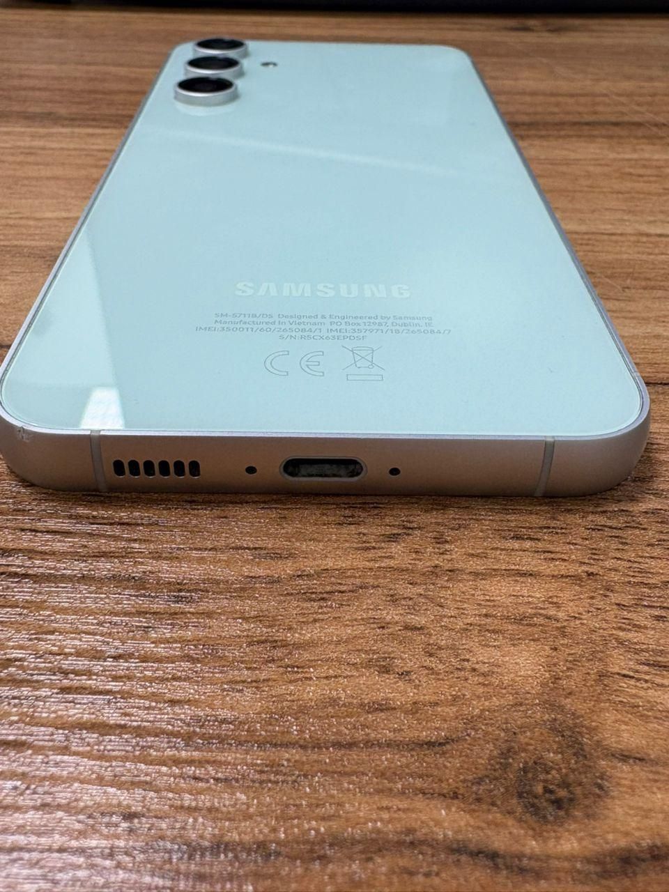 گوشی Samsung S23 Fe 256 در حد نو|موبایل|تهران, قبا|دیوار
