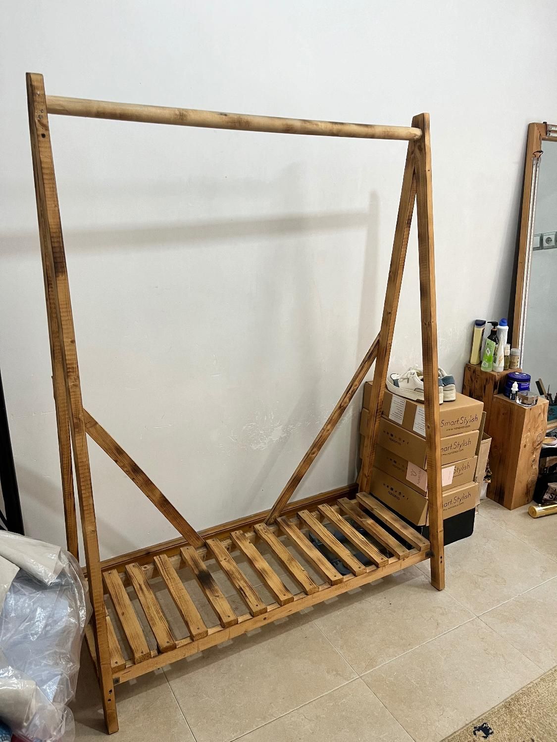 رگال لباس چوبی|بندرخت و رخت‌آویز|آمل, |دیوار