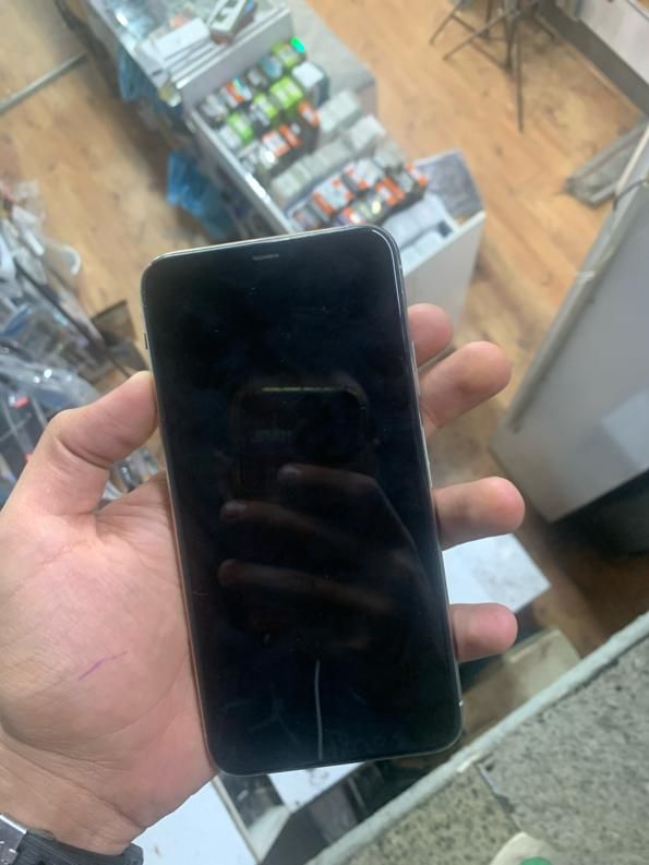 اپل iPhone 11 Pro Max با حافظهٔ ۲۵۶ گیگابایت|موبایل|تهران, تهرانپارس شرقی|دیوار