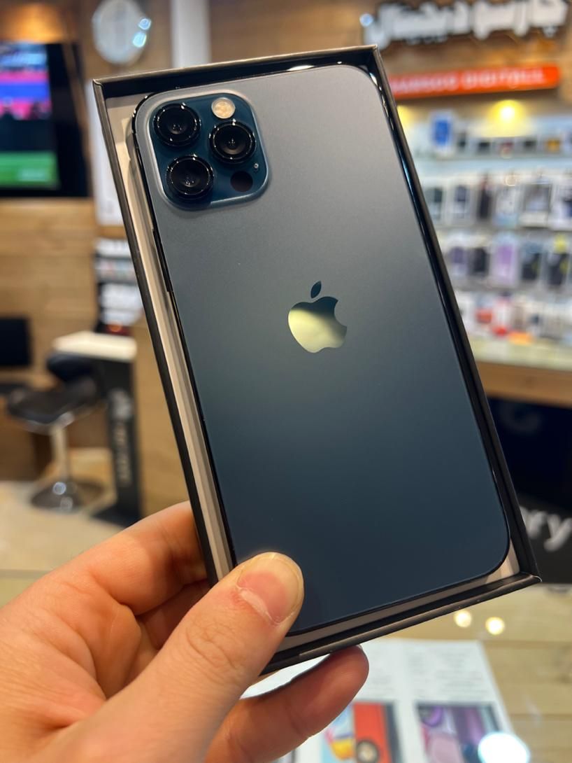 اپل iPhone 12 Pro با حافظهٔ ۲۵۶ گیگابایت باتری ۸۶|موبایل|اصفهان, چرخاب|دیوار