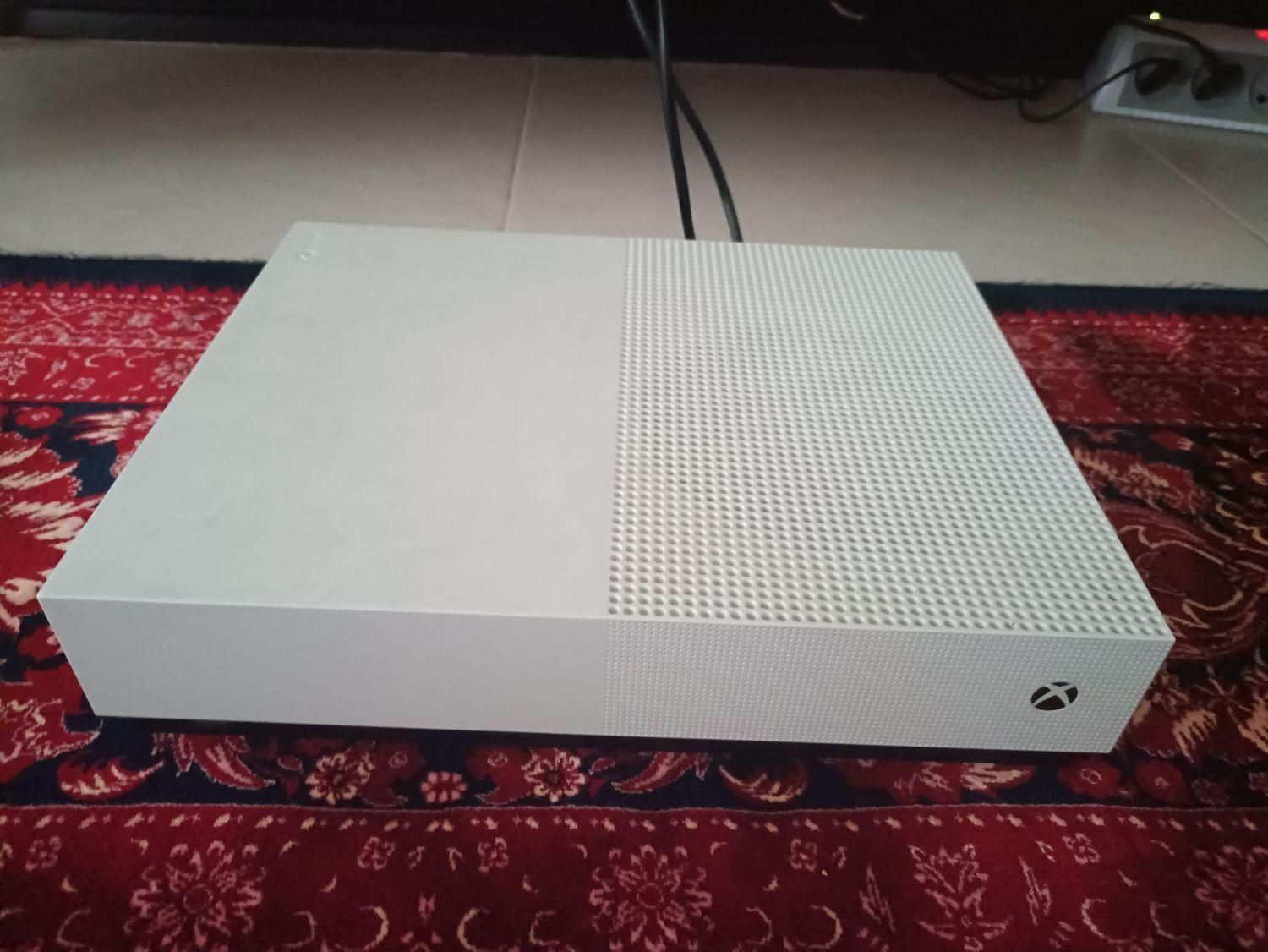 xbox one s 1t. درحد نو|کنسول، بازی ویدئویی و آنلاین|بابلسر, |دیوار