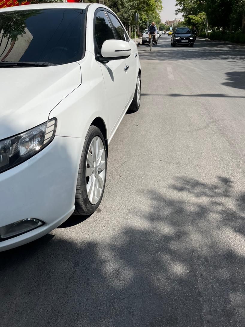 سراتو اتوماتیک 1600cc،معاوضه با اپارتمان|خودرو سواری و وانت|تهران, قلمستان|دیوار