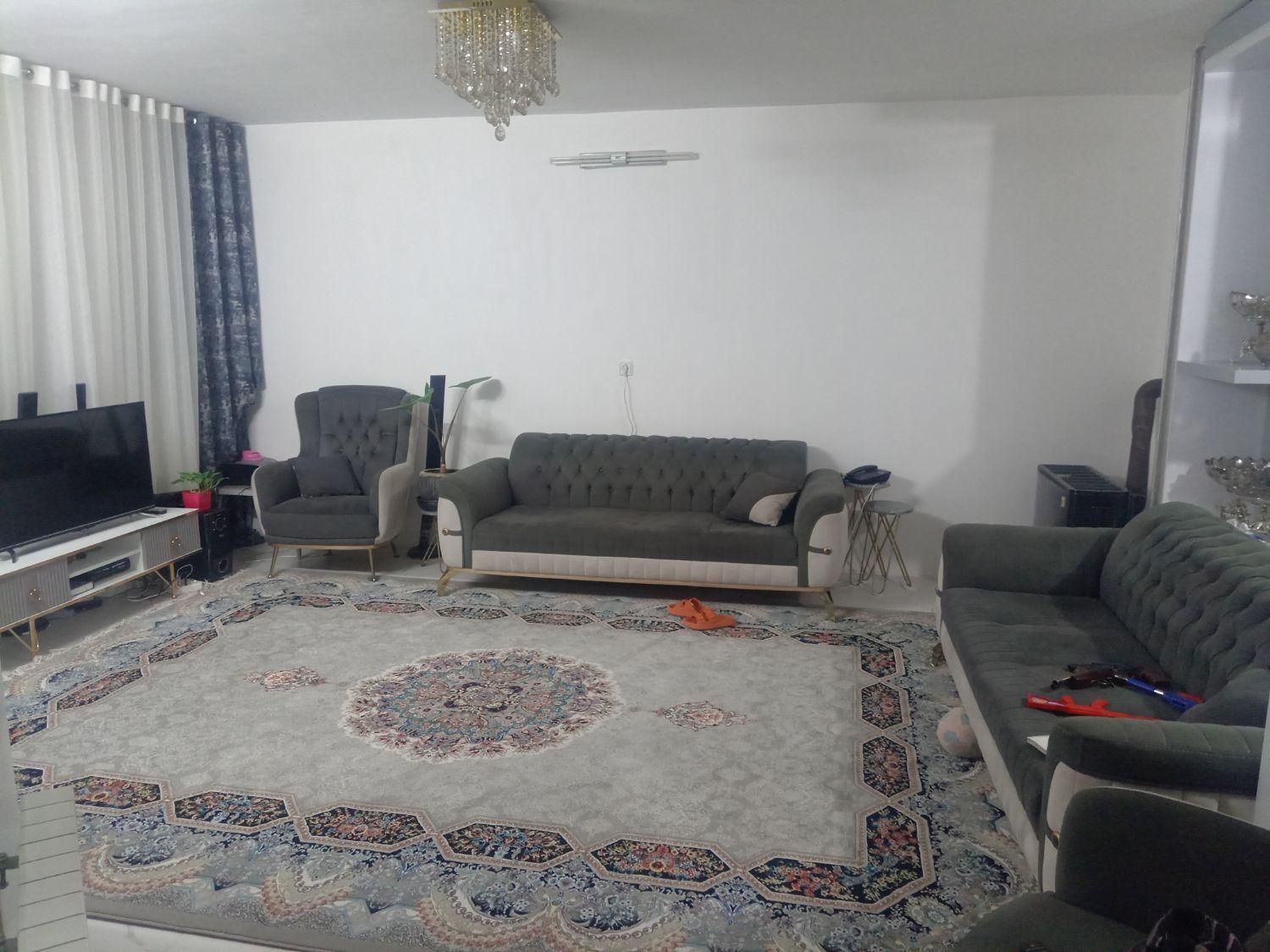 فروش آپارتمان ۸۵ متری ۲ خوابه طبقه ۲|فروش آپارتمان|تربت‌حیدریه, شهرک ولیعصر|دیوار