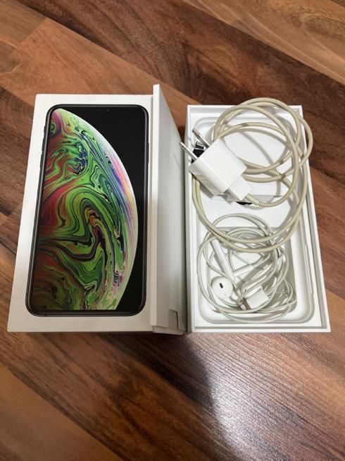 اپل iPhone XS Max ۶۴ مشکی|موبایل|تهران, خواجه نظام الملک|دیوار