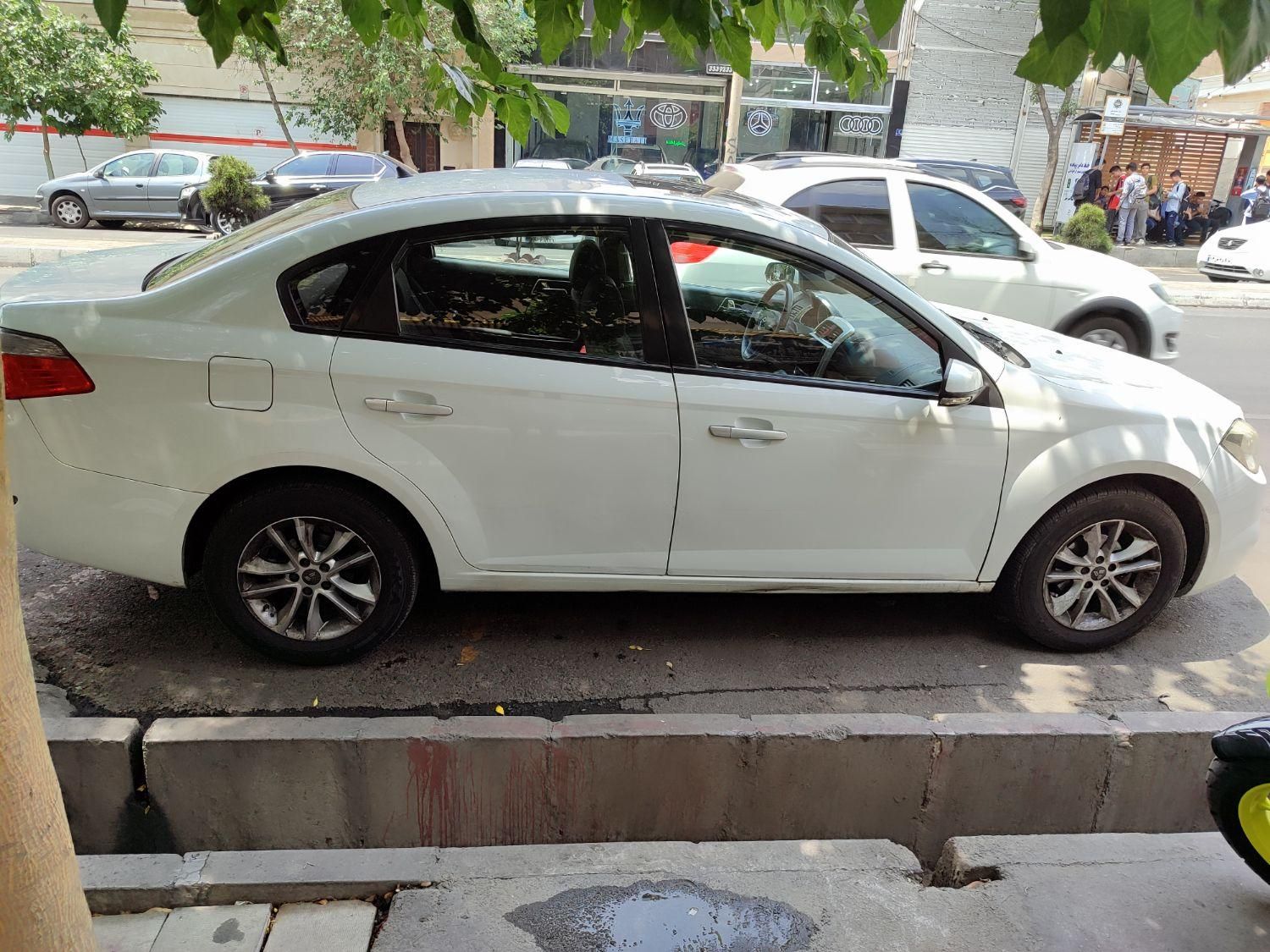 برلیانس H330 اتوماتیک 1500cc، مدل ۱۳۹۶|خودرو سواری و وانت|تهران, منصوریه (پل سیمان)|دیوار