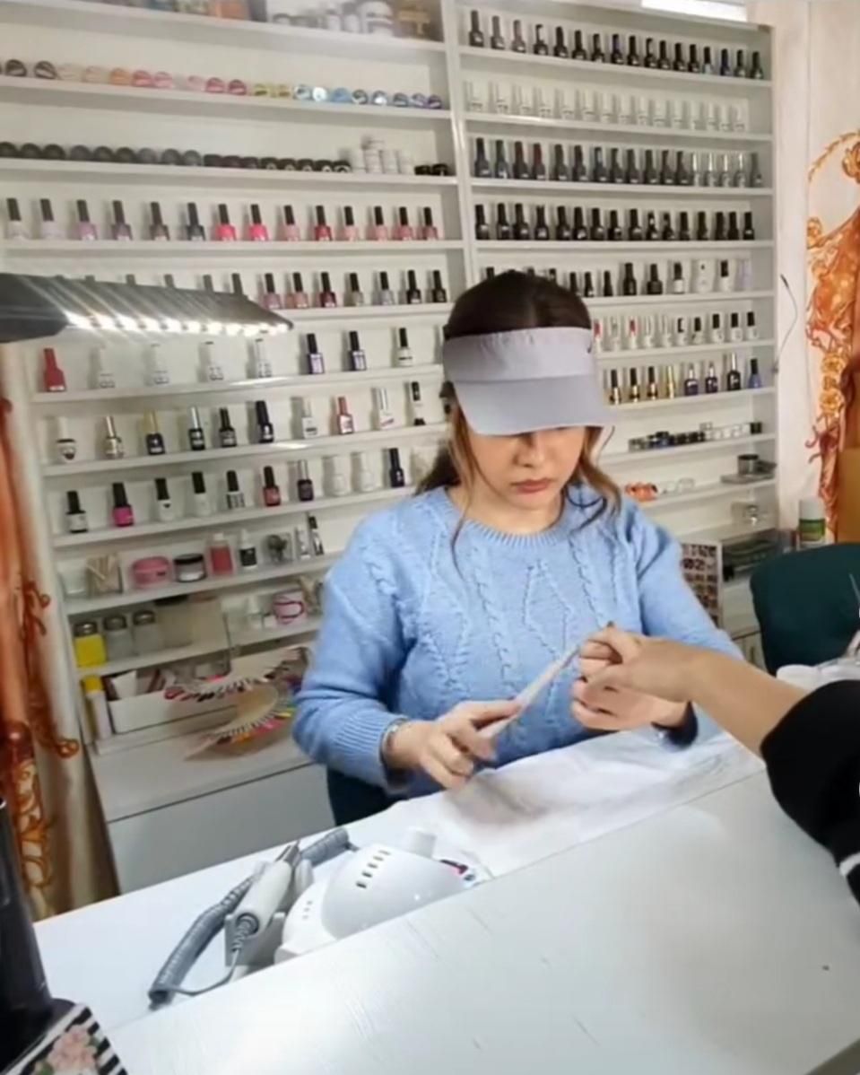 کاشت ناخن در مرکز ناخن تهرانی + آموزش (مترو مهدیه)|خدمات آرایشگری و زیبایی|تهران, امیریه|دیوار