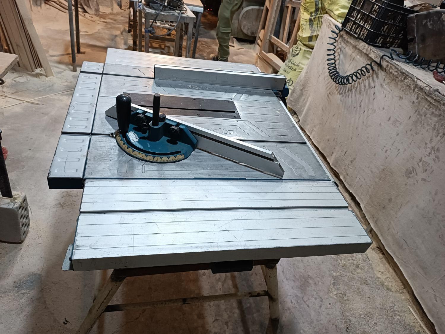 اره میزی ماکیتا Makita MLT100  (زاویه زن)|ابزارآلات|رشت, نخودچر|دیوار