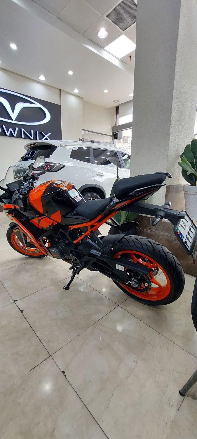 موتور ktm مدل 1401 کارکرد 2 هزار در حد صفر|موتورسیکلت|تهران, عباس‌آباد|دیوار